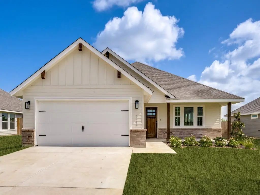 4711 Enclave Drive, Sanger
