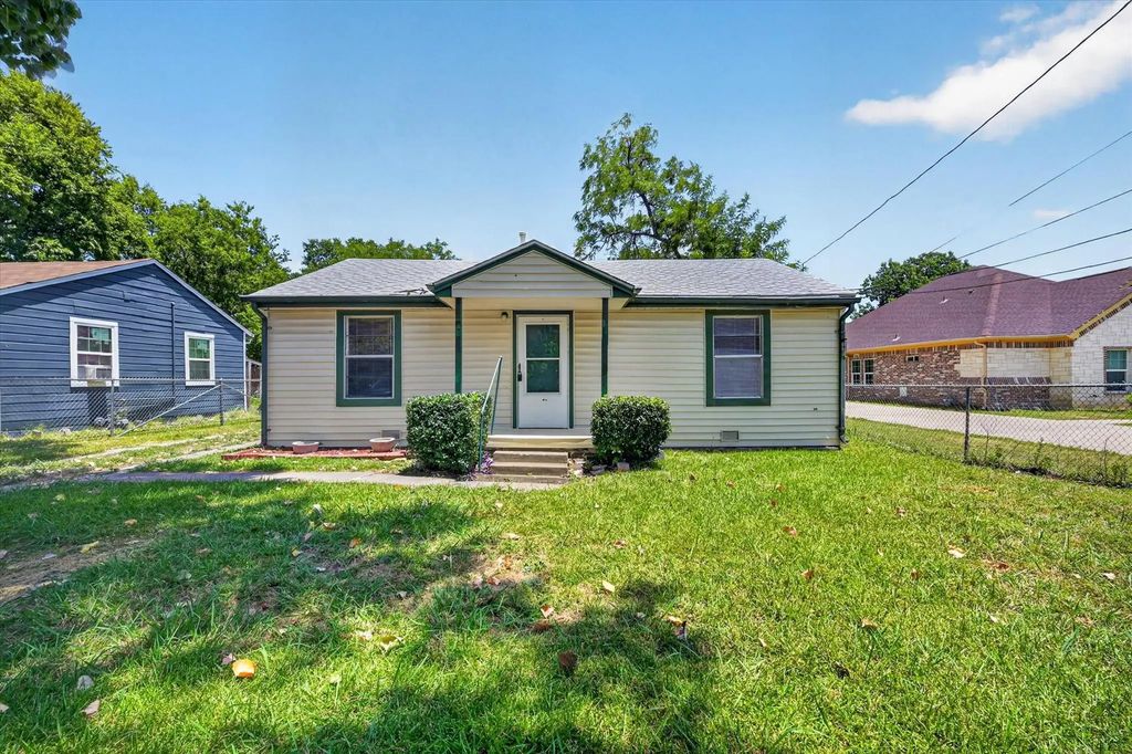 4450 Percy Street, Lancaster