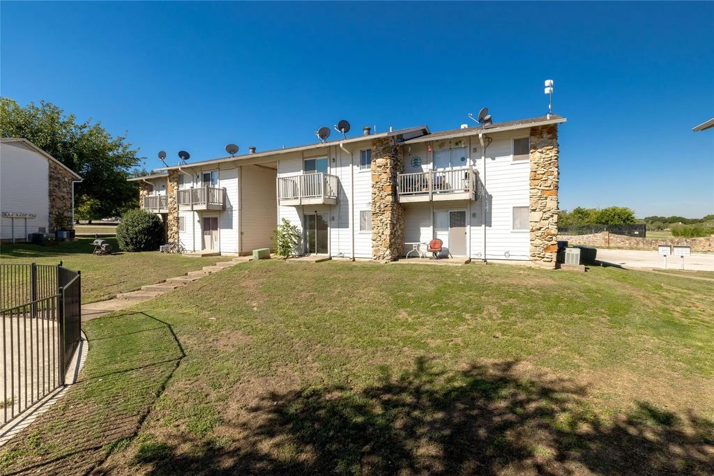 104 Harbor Drive 111, Runaway Bay