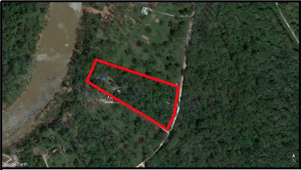 376 River Road, Angleton