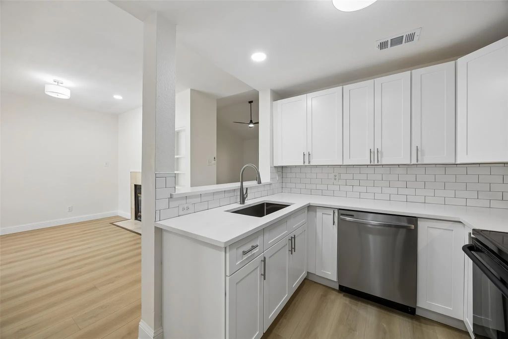 12660 Hillcrest Road 7205, Dallas