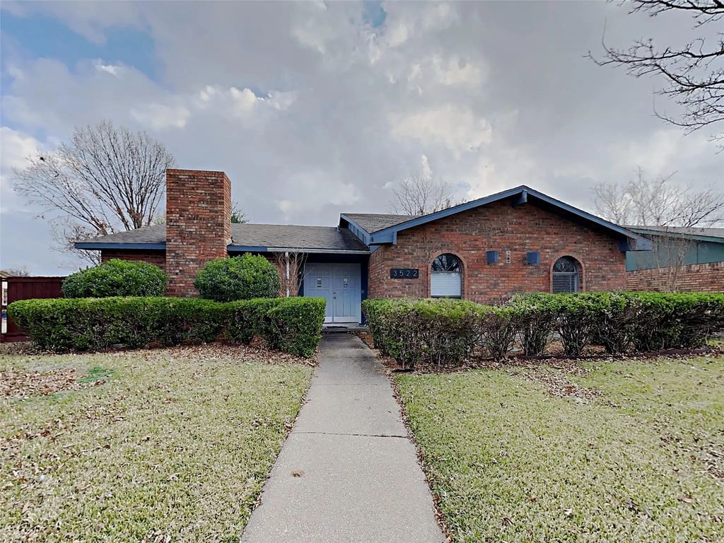 3522 Whitney Drive, Carrollton