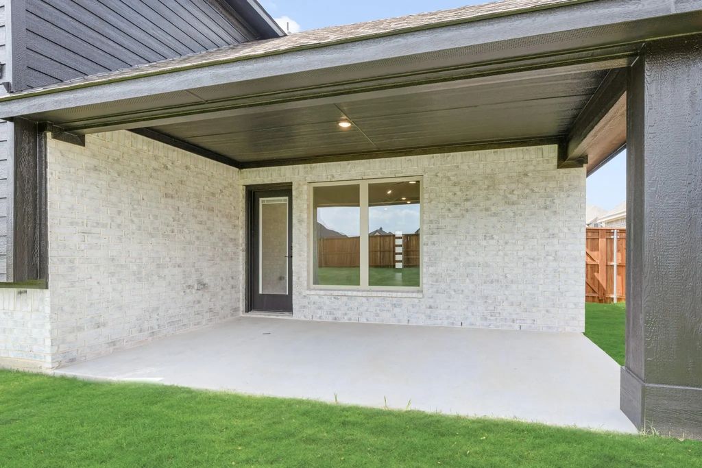 120 Mockingbird Hill Drive, Joshua