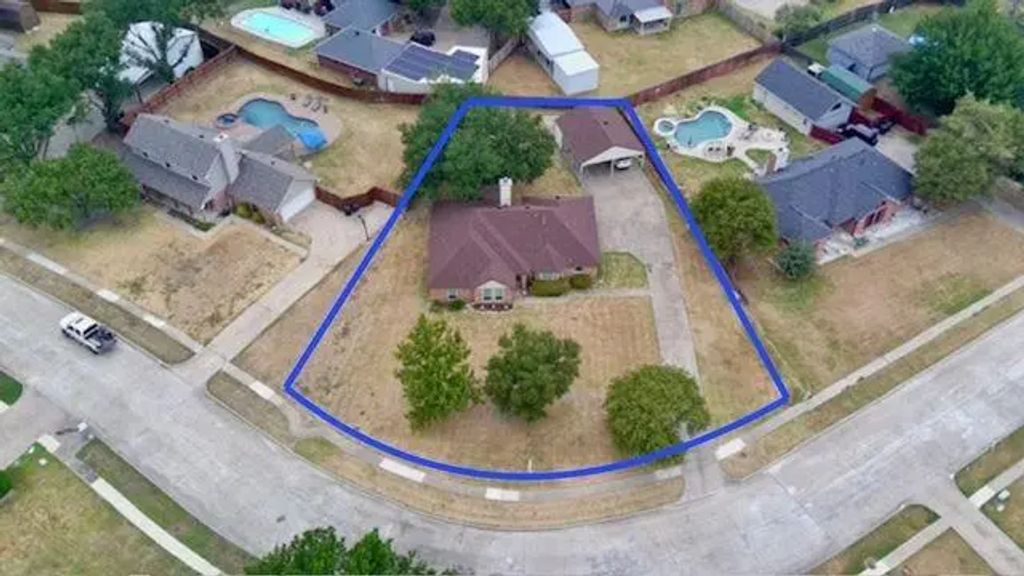 207 Country View Lane, Crandall