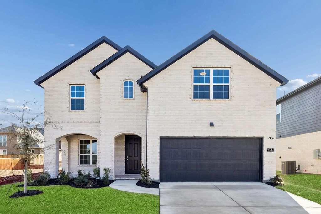 720 Verona Drive, Weston