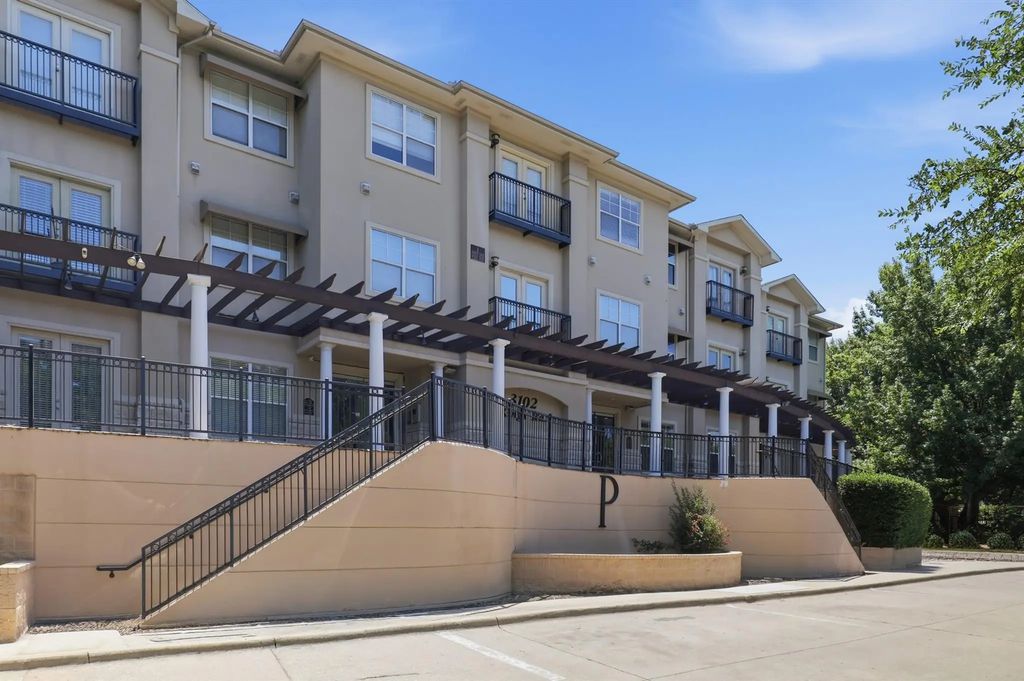 3102 Kings Road 2212, Dallas