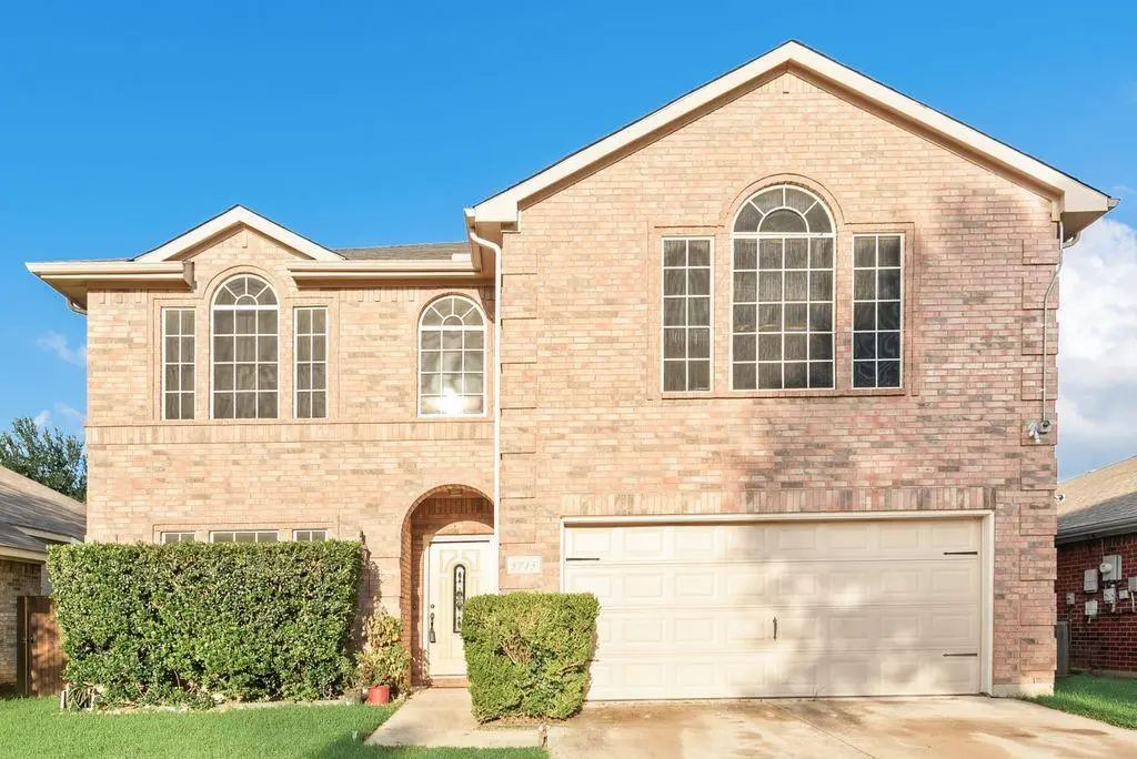 5715 Creekhollow Drive, Arlington