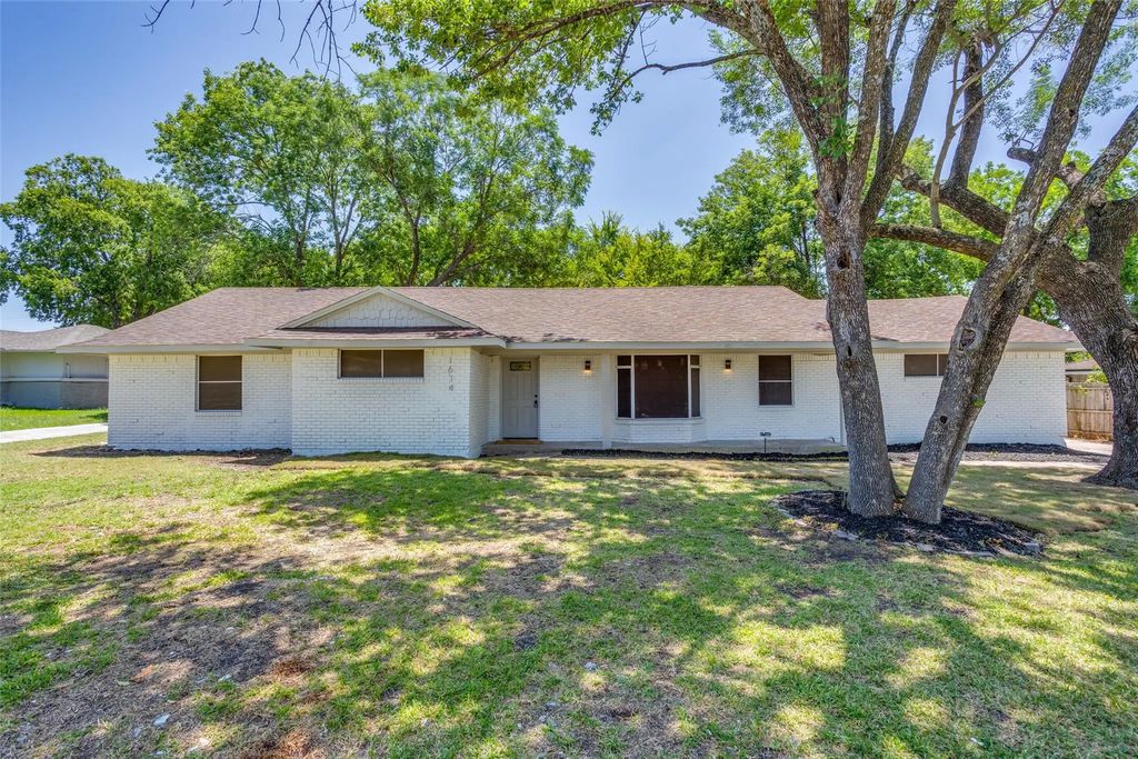 1614 Dakota Drive, Garland