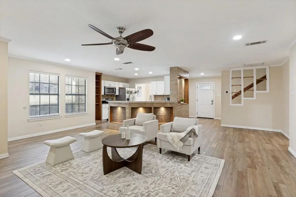 4220 Canyon Trail, Lake Worth