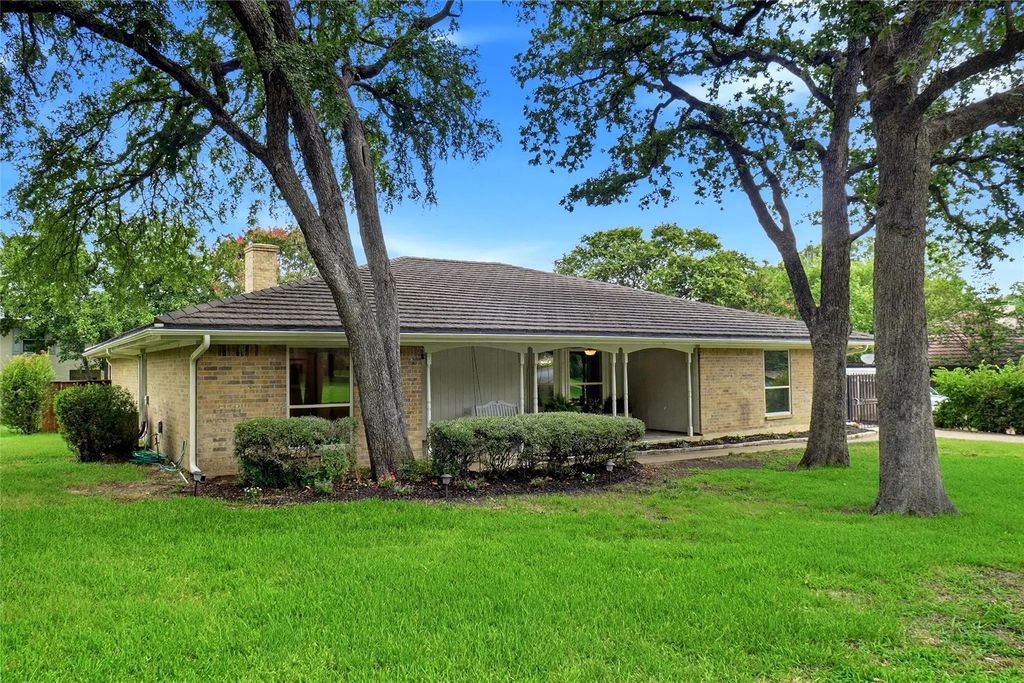 241 Timberlake Drive, Azle