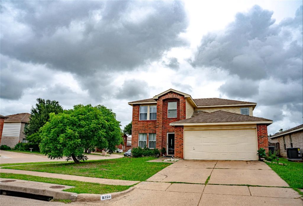 8701 Polo Drive, Fort Worth