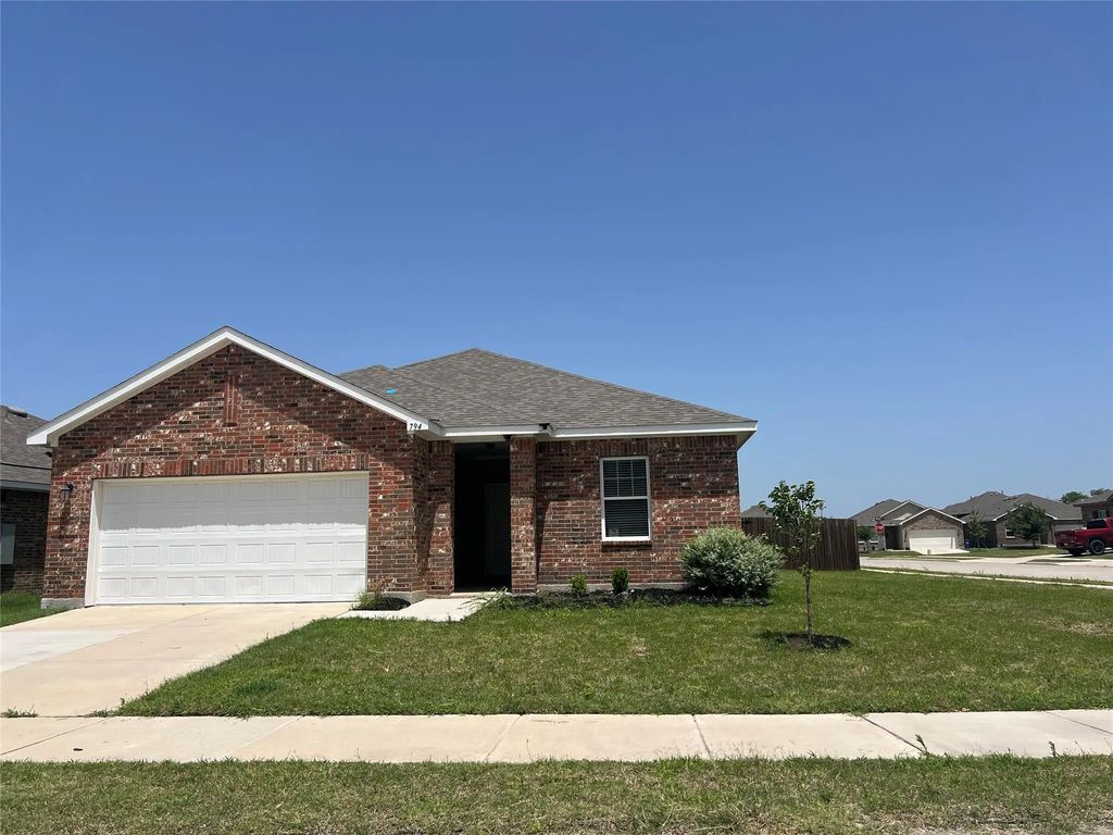 794 Yorkshire Drive, Lavon