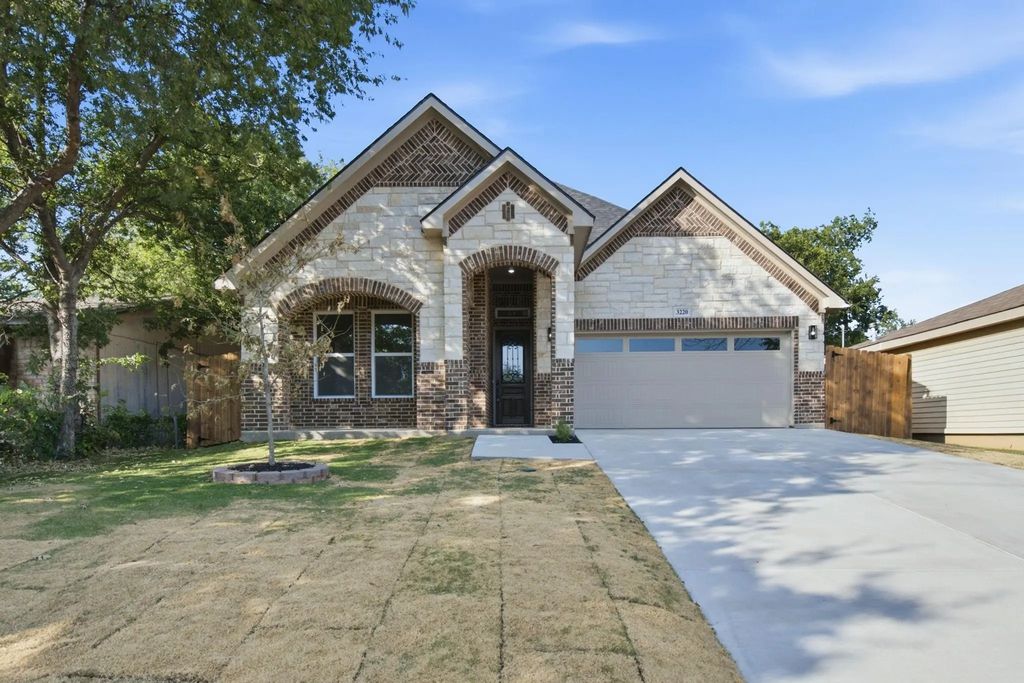 3220 25th Street, Fort Worth