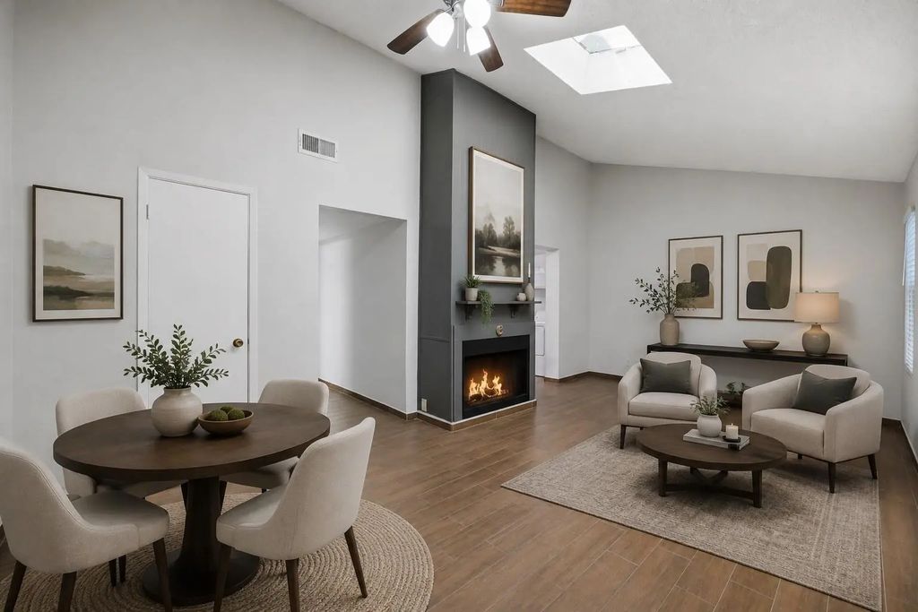 1828 Ridgeview Plaza, Mesquite