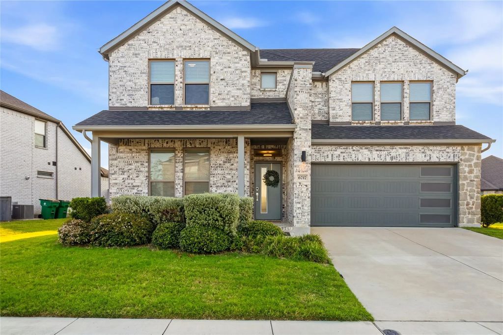 6717 Aster Drive, Venus