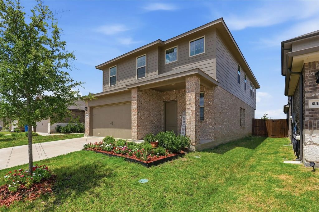 2102 Bailer Way, Royse City