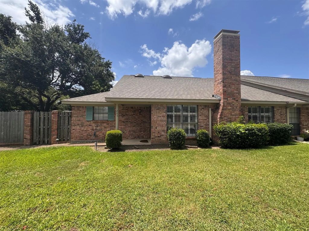 205 Northwood Boulevard, Corsicana