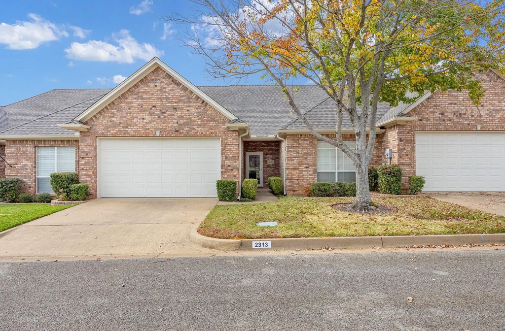 2313 Dietz Lane, Tyler