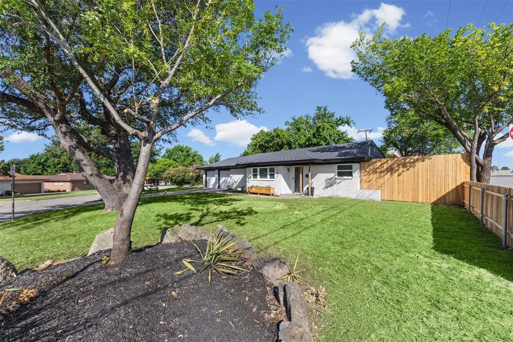 7000 Overhill Road, Fort Worth