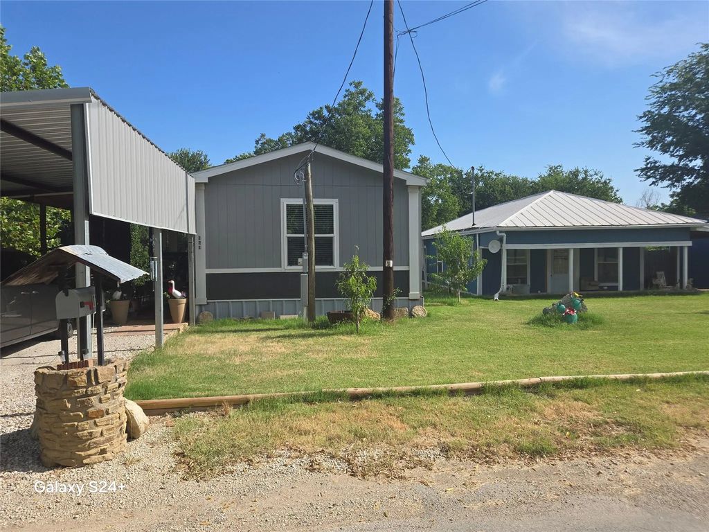 121 Peach, Graford