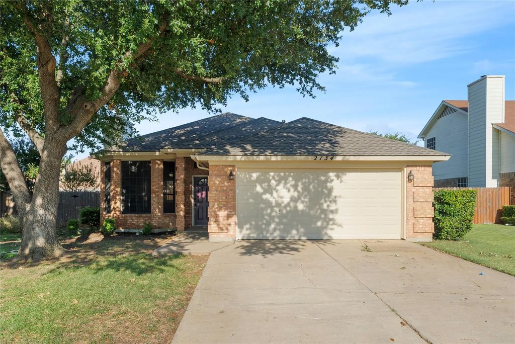 2134 Ridgecliff Drive, Keller