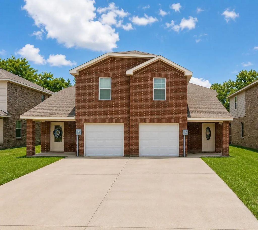 907 Parkplace Ridge, Princeton