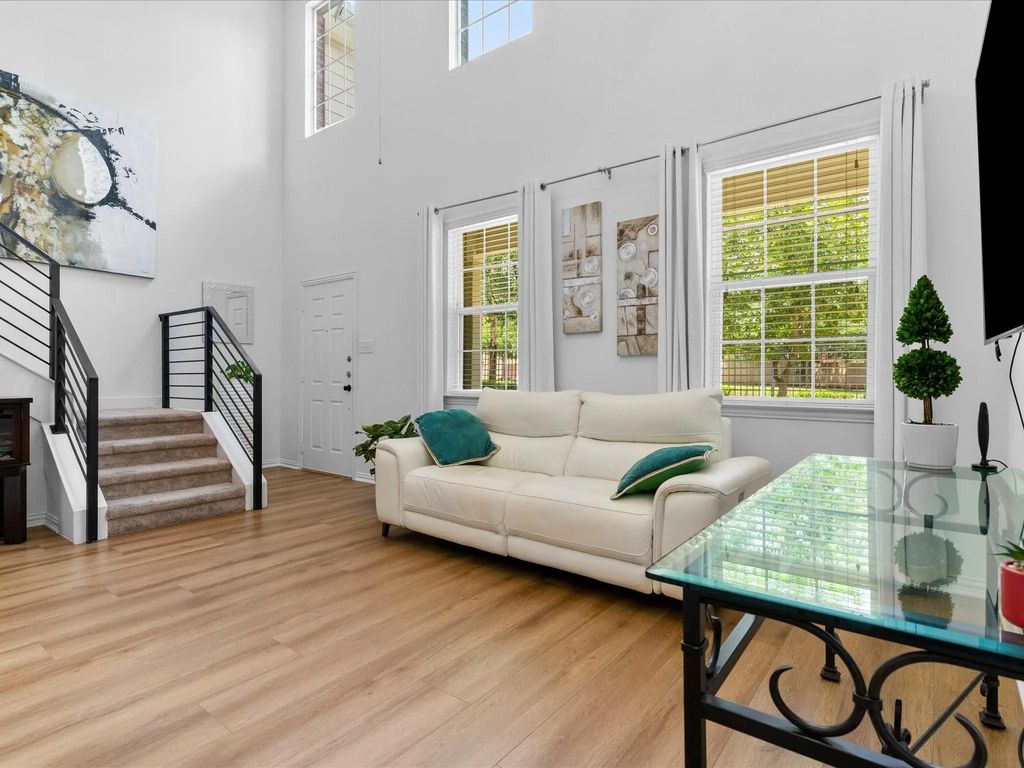3106 Bedford Road, Bedford