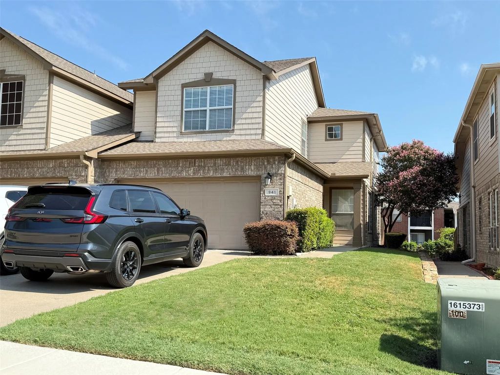 941 Englewood Lane, Plano