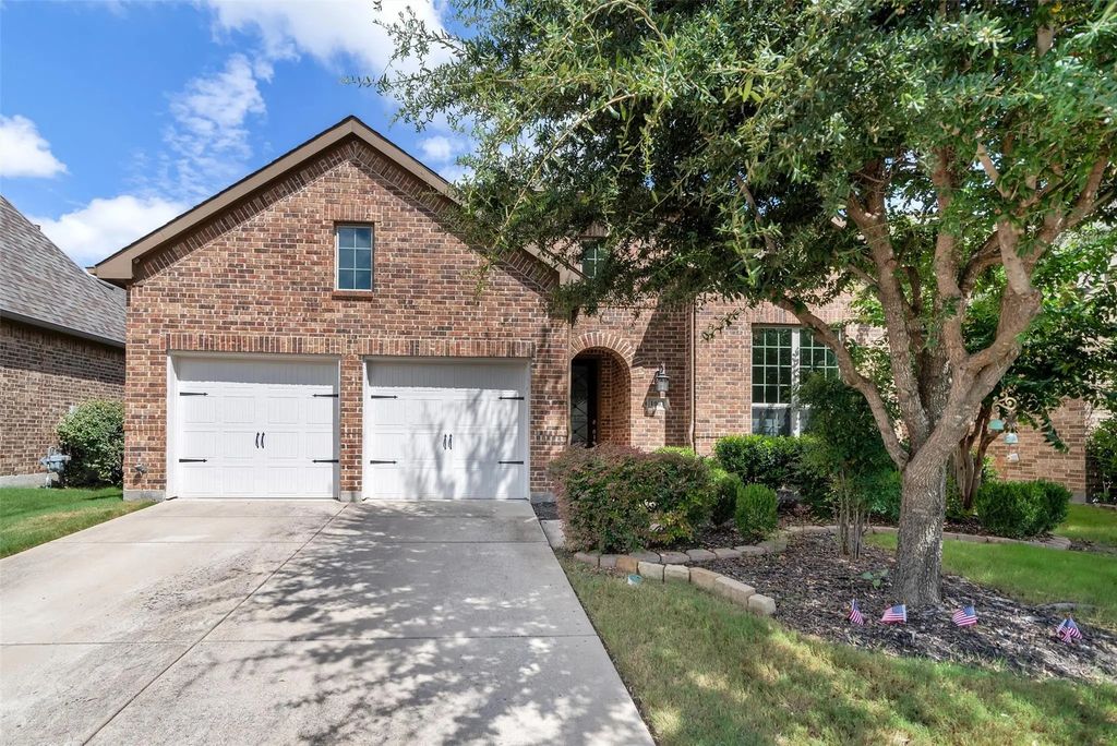 1003 Edgefield Lane, Forney