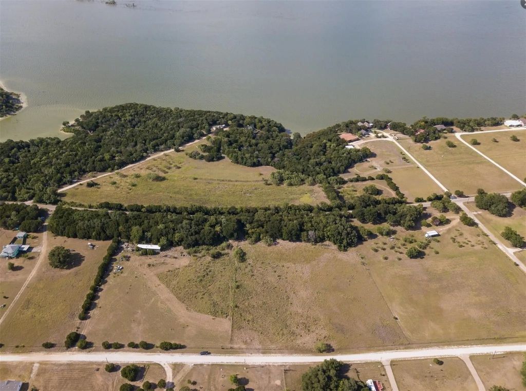 335 County Road 1309, Morgan