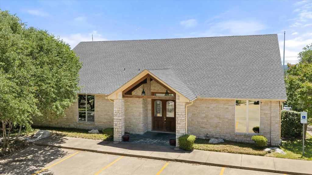 1601 Texas Drive A, Glen Rose