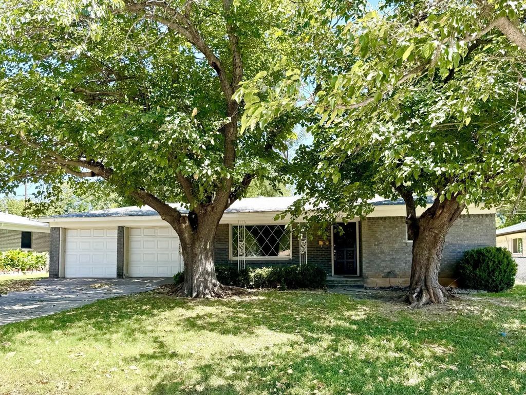 3912 Shawnee Trail, Lake Worth