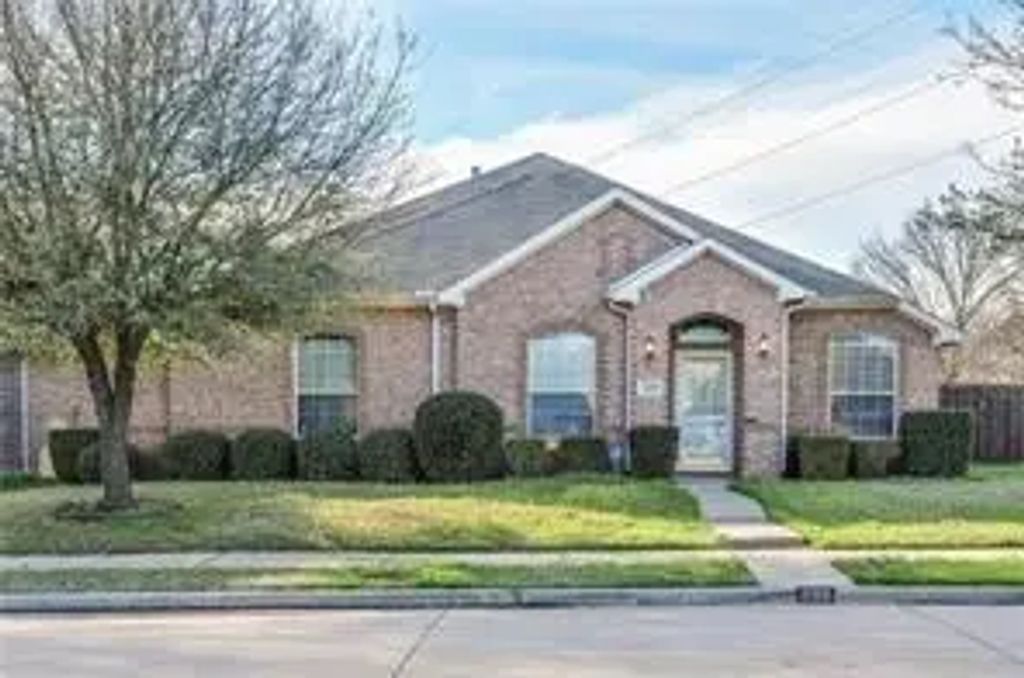 625 Belclaire Terrace, DeSoto