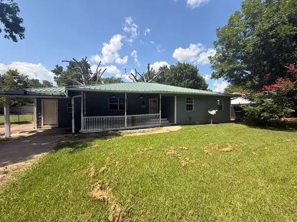 209 Lone Star Road, Trinidad