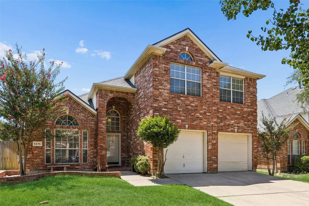 5376 Lake Chelen Drive, Fort Worth