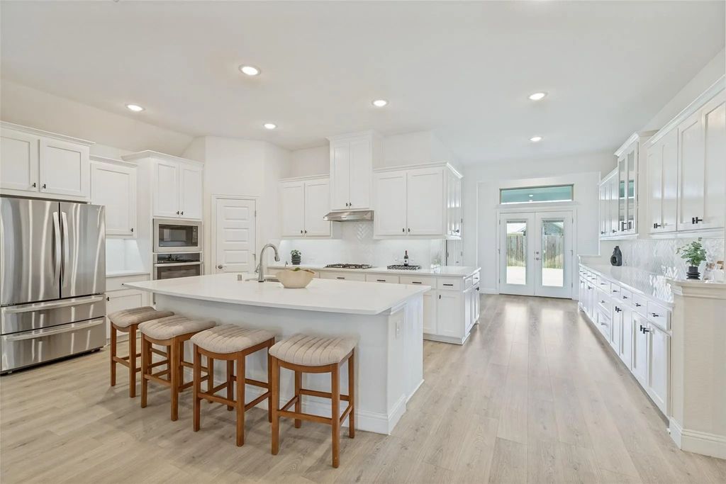 5304 Babcock Road, McKinney