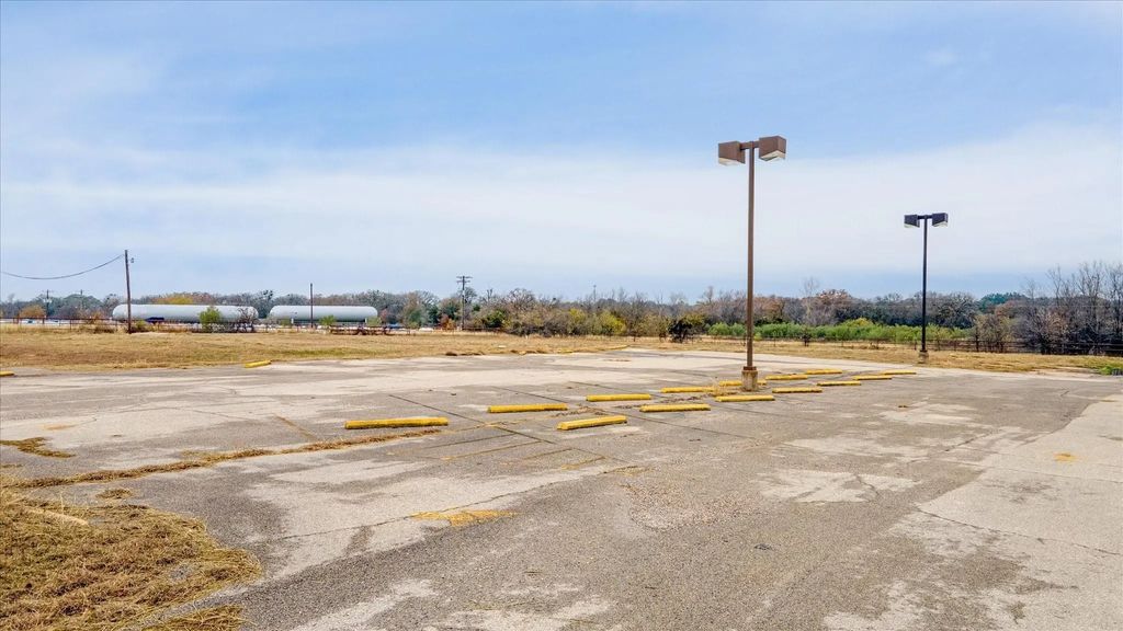 4426 E Us Highway 377, Granbury