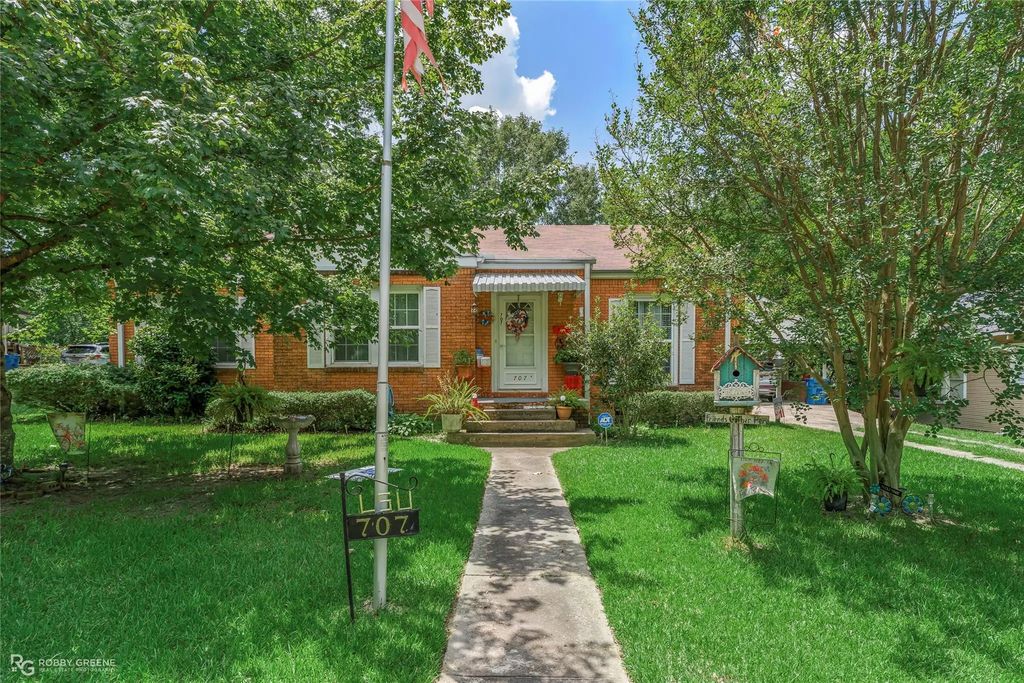 707 Lewisville Road, Minden