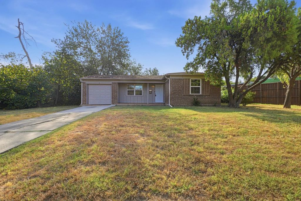 4500 Sherwood Drive, Mesquite