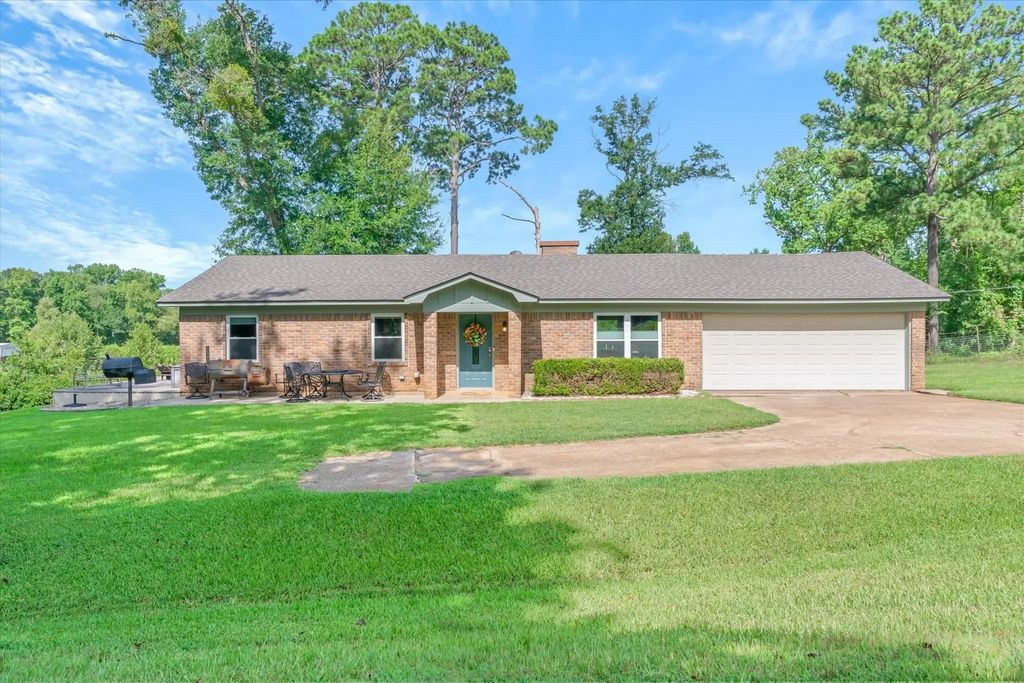 222 County Road 4850, Winnsboro