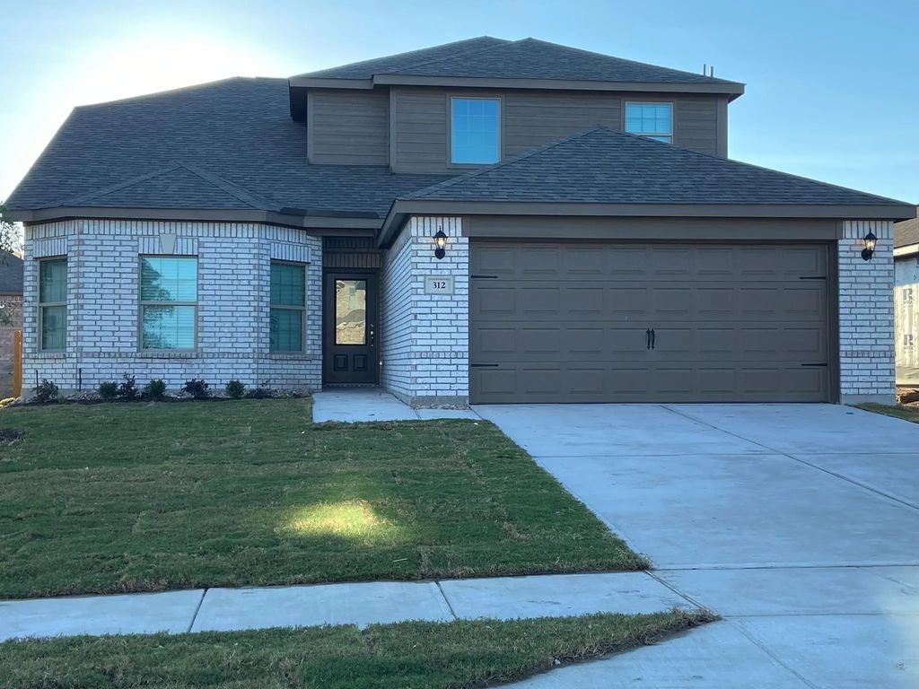312 Golden Sands Lane, Princeton