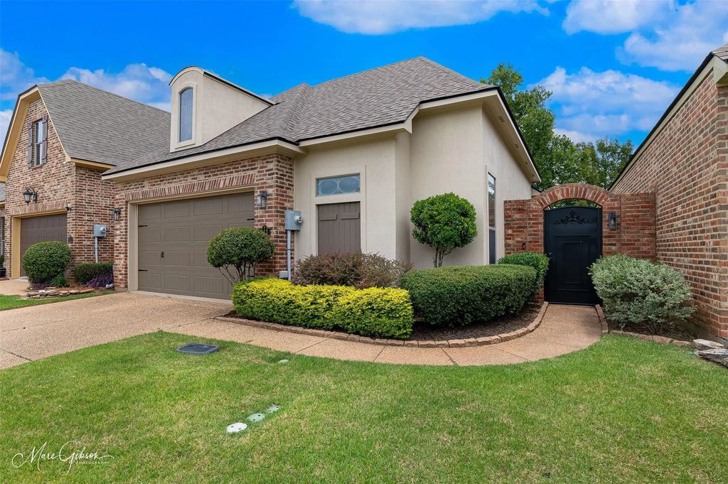 113 Arbor Place, Bossier City