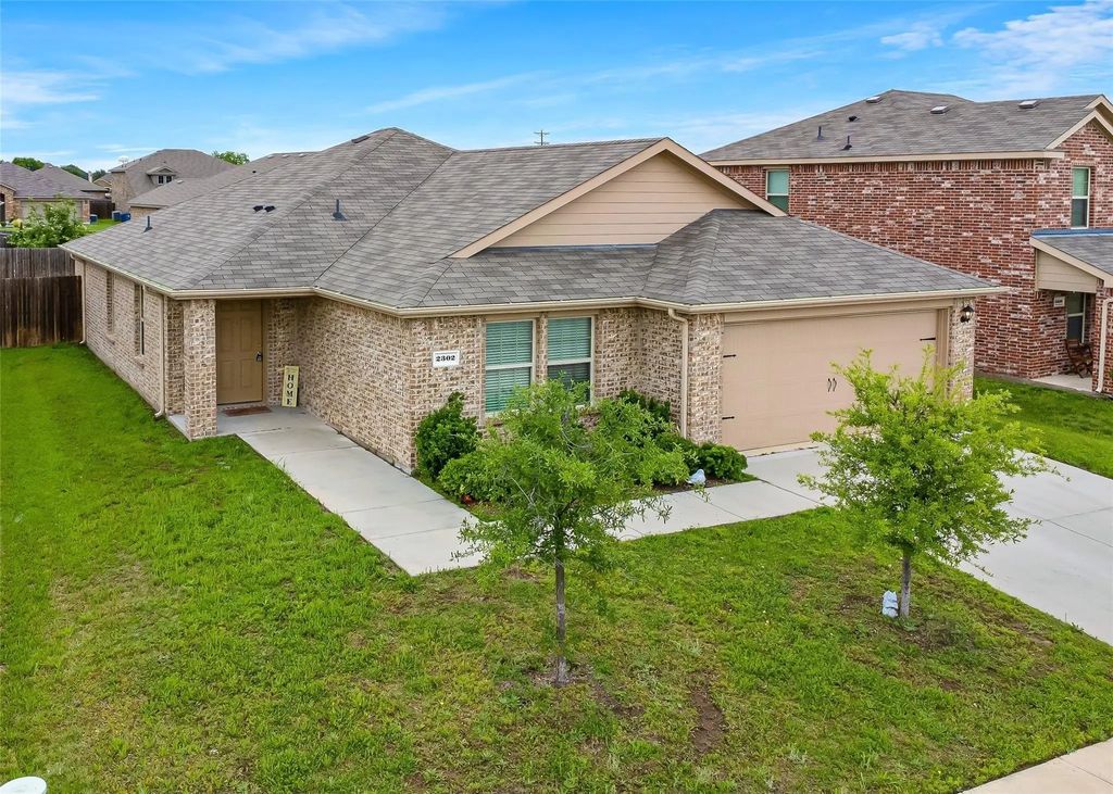 2302 San Marcos Drive, Forney