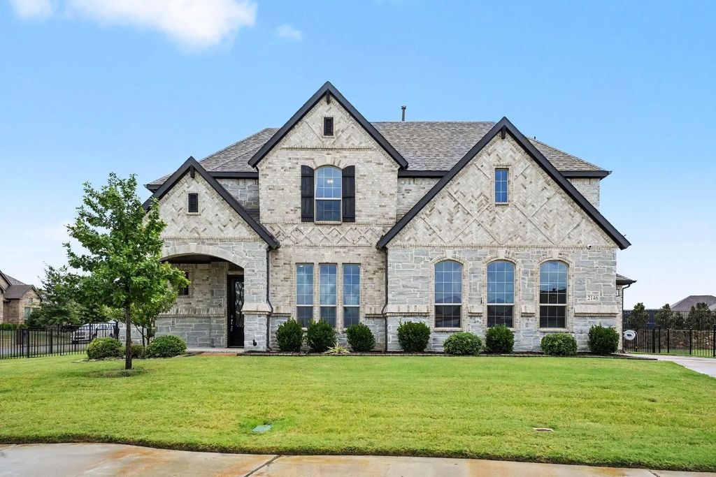 2146 Zurek Lane, Heath