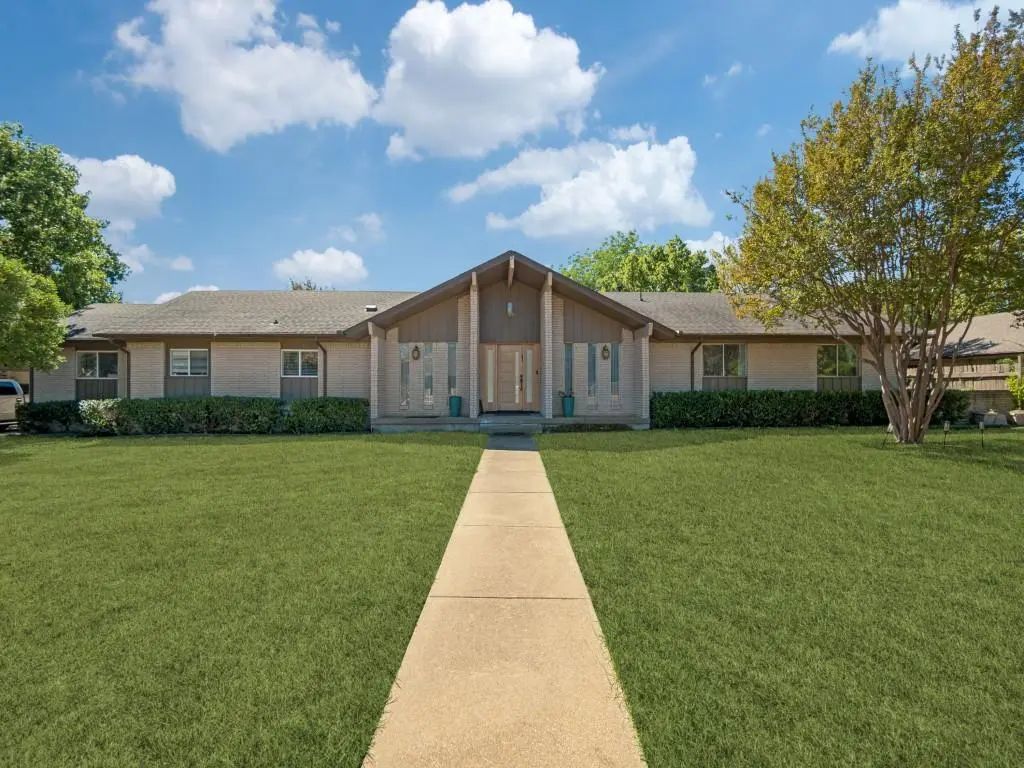 5616 Mcshann Road, Dallas