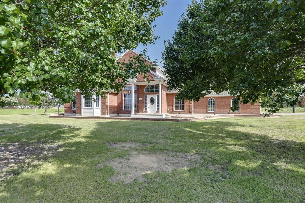 6603 Champion Road, Midlothian