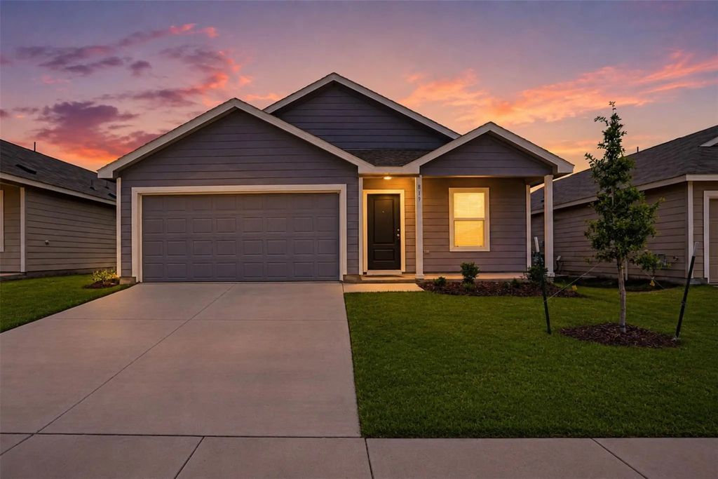 819 Pawpaw Drive, Princeton