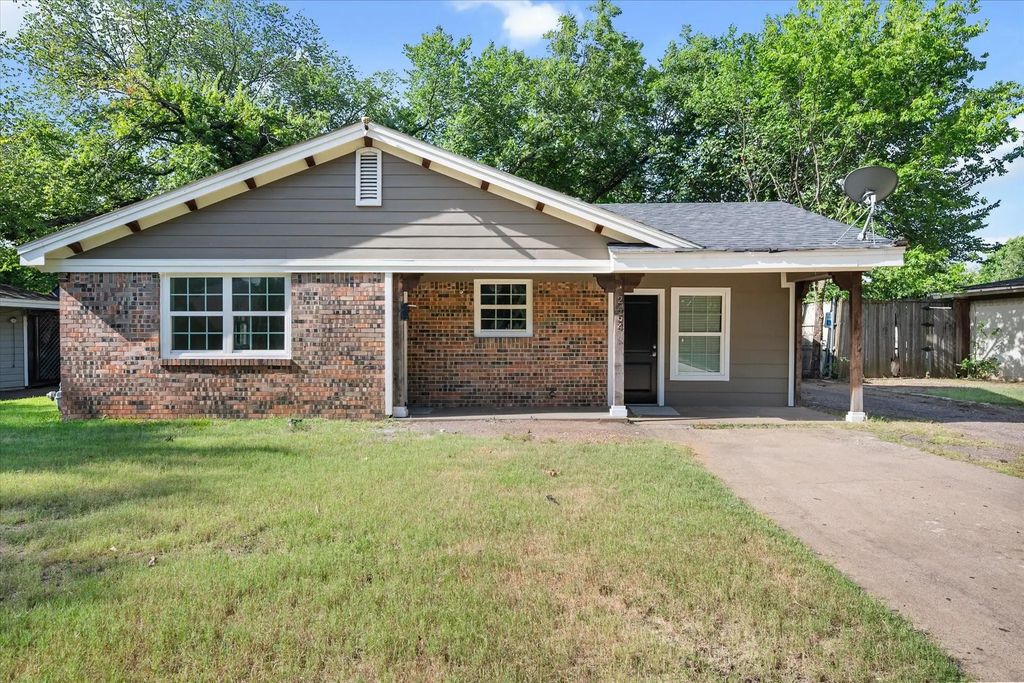 2454 Revere Drive, Irving
