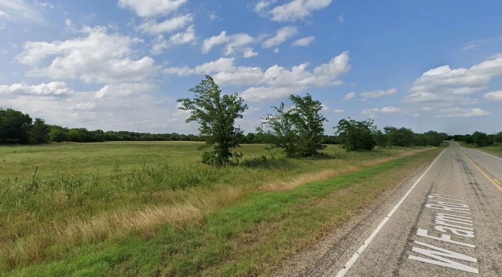 E Farm Road 71, Dike