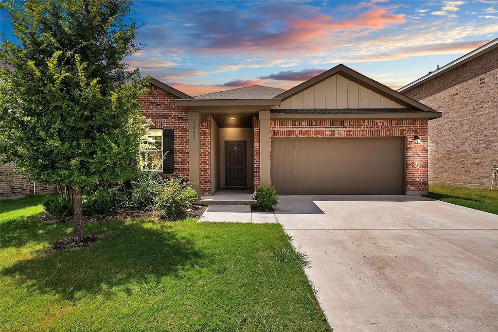 1433 Ancer Way, Fort Worth